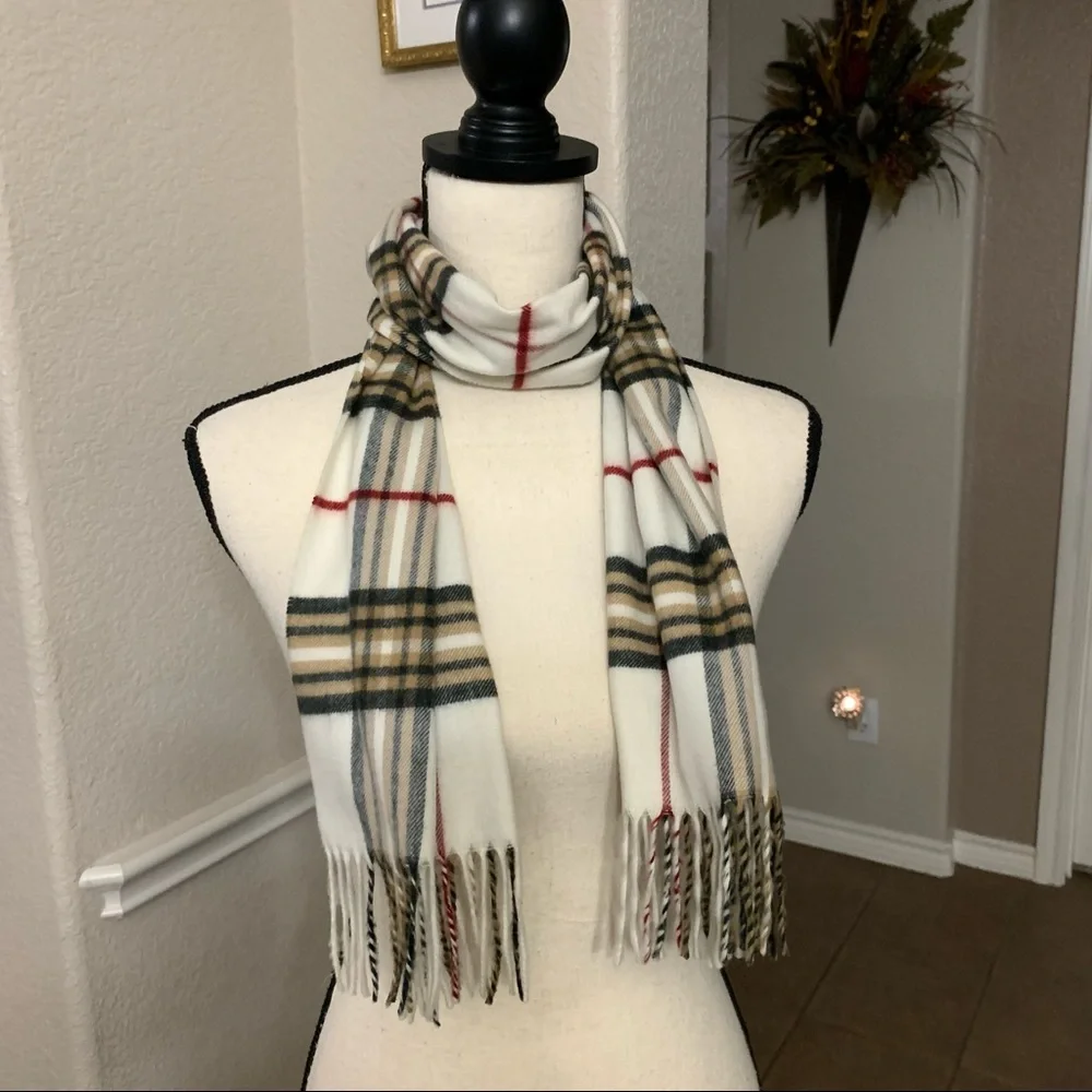 V.FRAAS cashmink red, blue, tan, cream plaid scarf